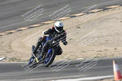 media/Oct-30-2025-Racers Edge (Thu) [[dabbdaf680]]/3-B Group/Session 2 (Bowl Exit)/